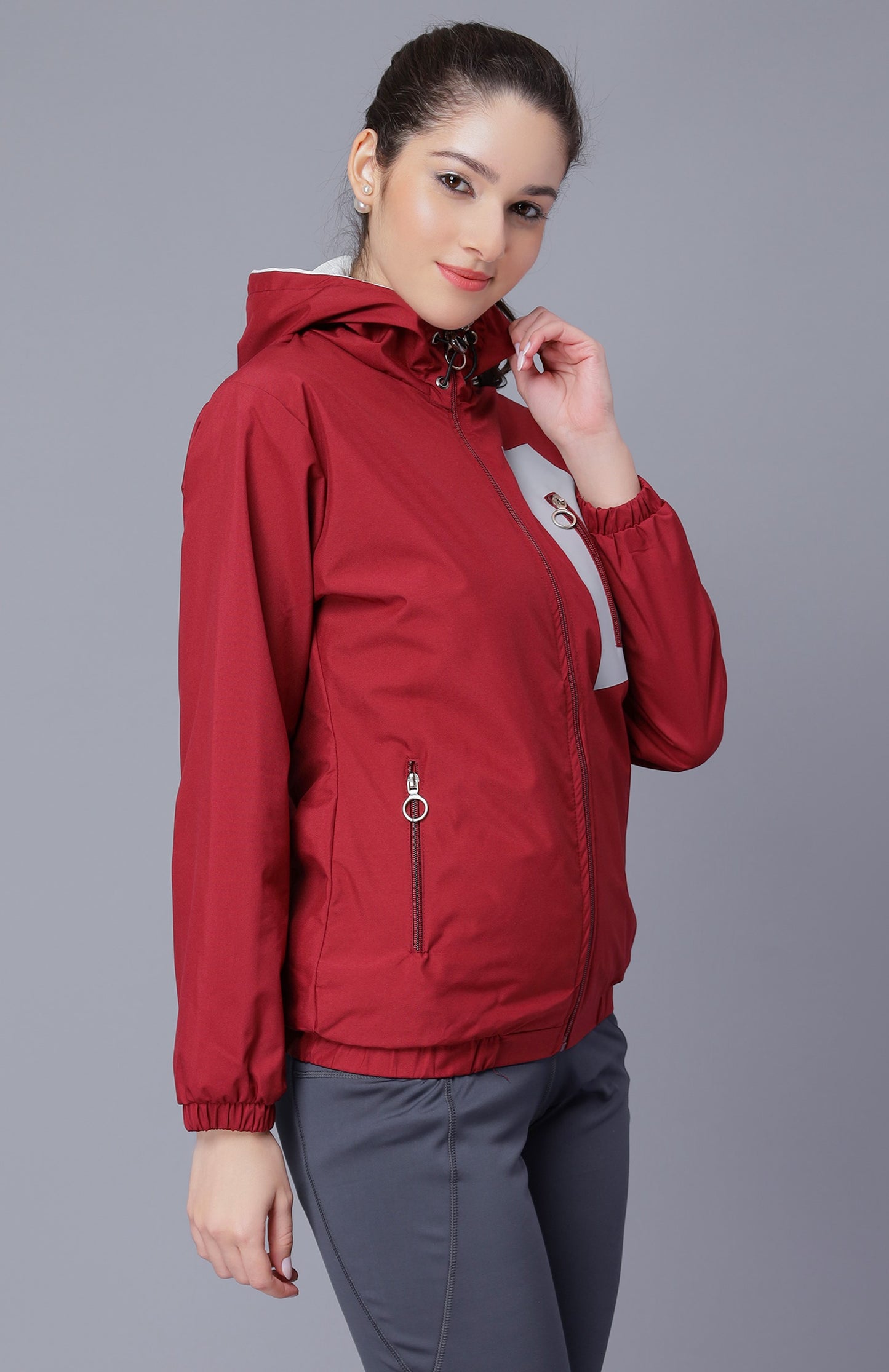 NUEVOSDAMAS Women Solid Red Hooded Bomber Jacket
