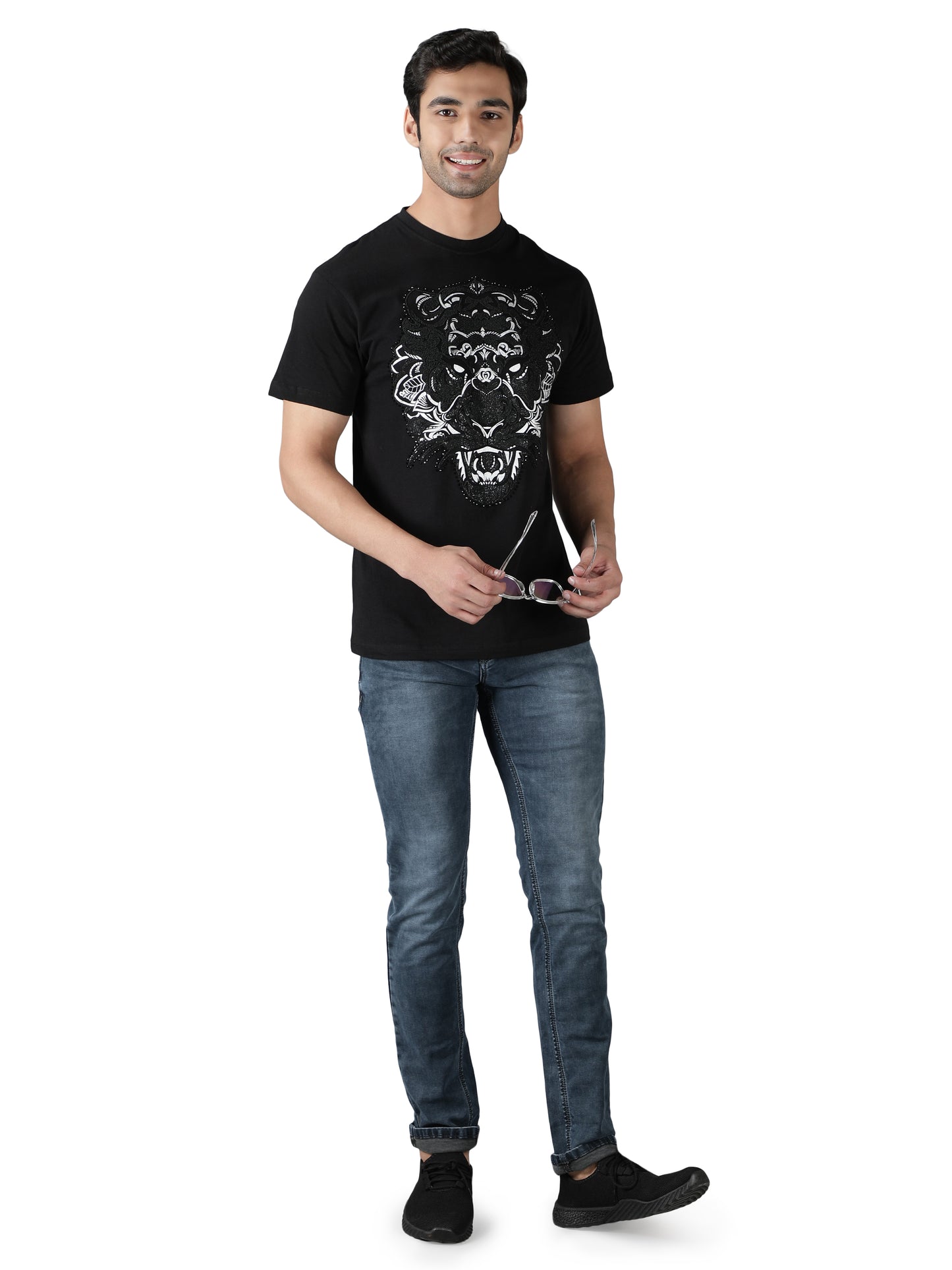 NUEVOSPORTA Men's Cotton Graphic Printed Black T-Shirt