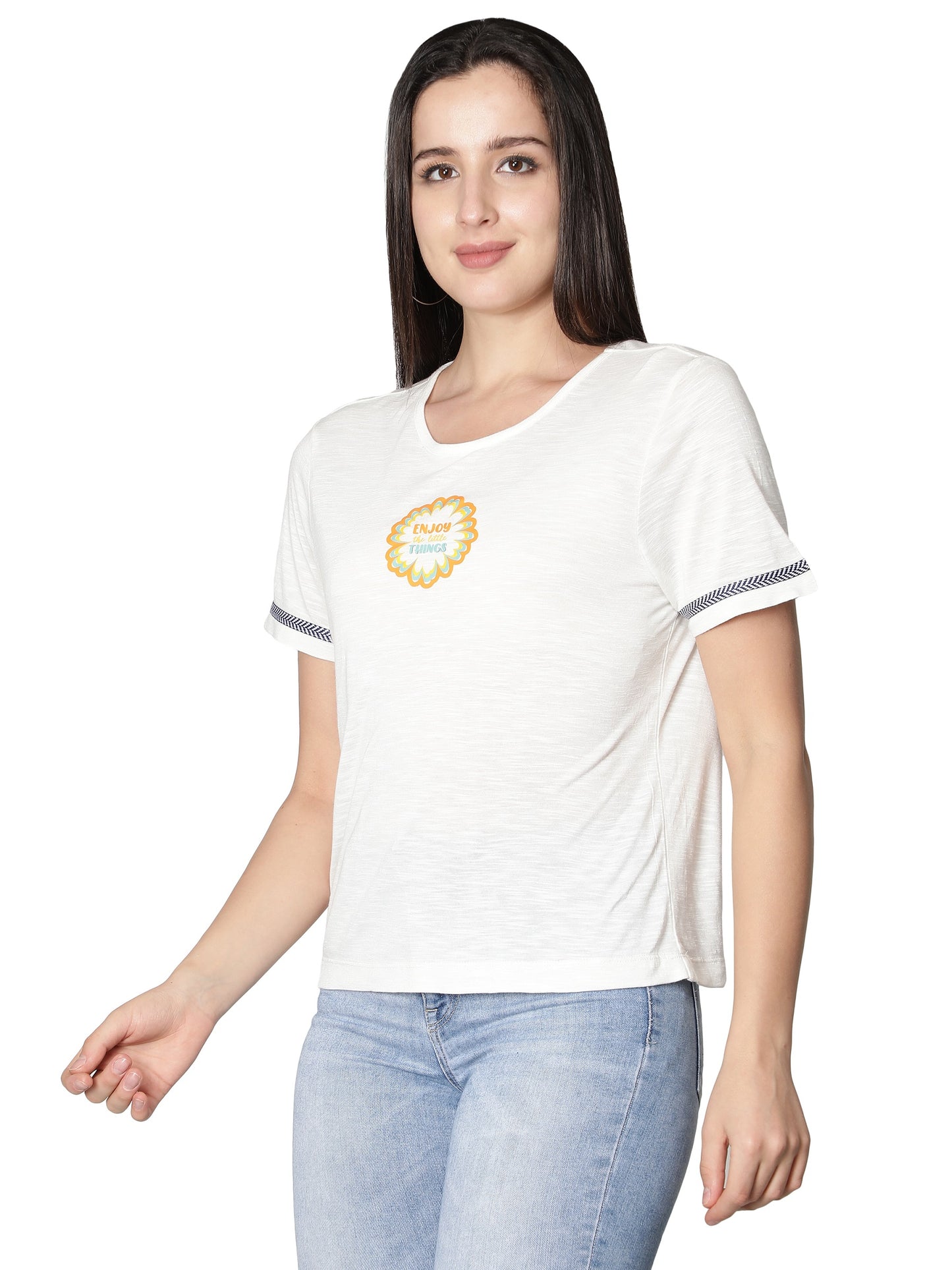 NUEVOSDAMAS Women Rayon Printed White T-Shirt